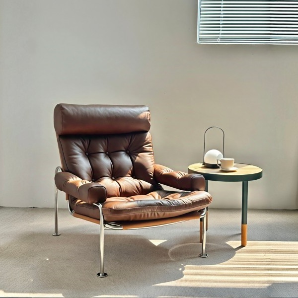 CS2502 Lounge Chair