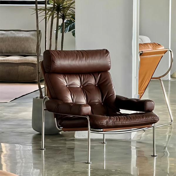 CS2502 Lounge Chair