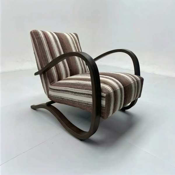 CS2504 Lounge Chair